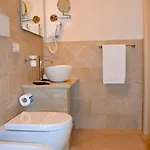 Oda ve Kahvaltı Le Giare 3*