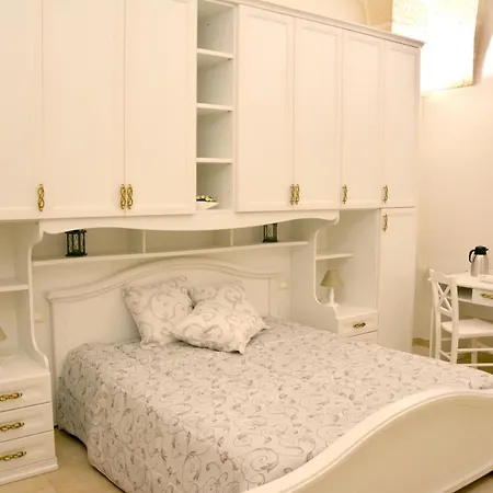 Le Giare Bed & Breakfast *